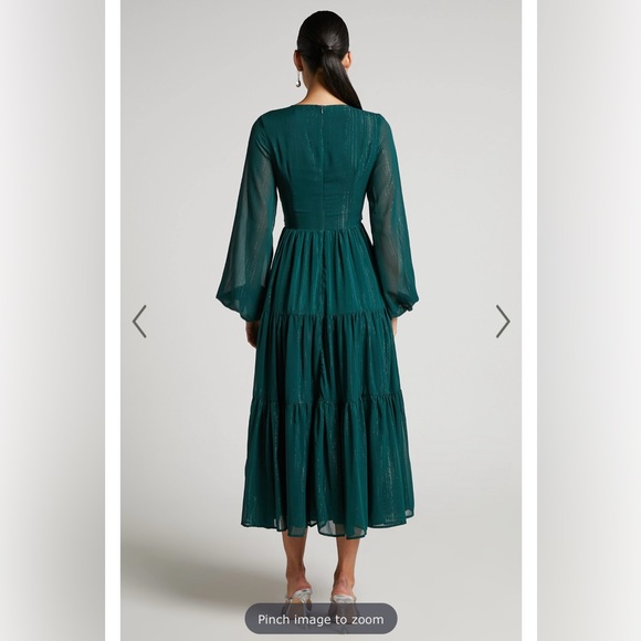 CUT OUT BALLOON SLEEVE TIERED DRESS IN EMERALD - Picture 2 of 2